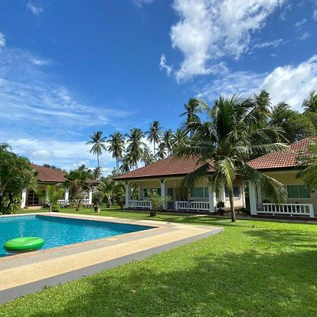 Palm Gardens Resort, Bang Saphan Exterior foto