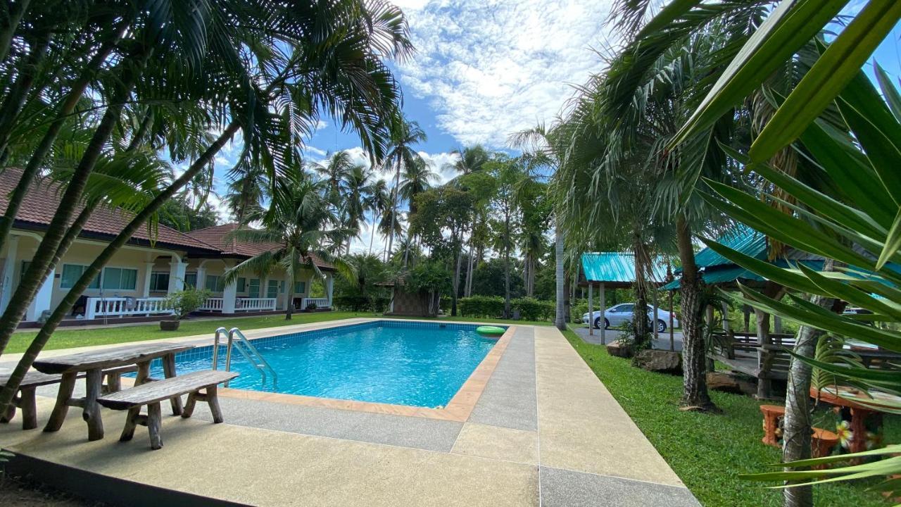 Palm Gardens Resort, Bang Saphan Exterior foto
