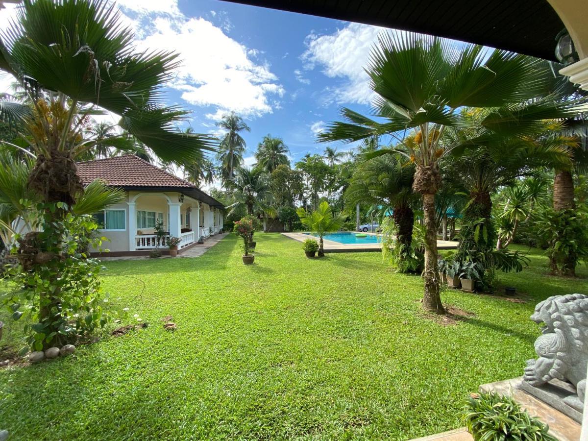 Palm Gardens Resort, Bang Saphan Exterior foto